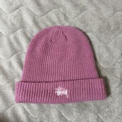 stussy ピンク ニット帽のサムネイル