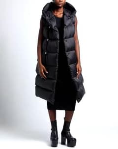 新品 2023 Rick Owens ダウンベスト黒 IT38 (small) - メルカリ