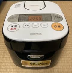 アイリスオーヤマ 炊飯器 5.5合 訳アリ ジャンク品のサムネイル