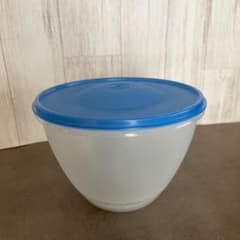 タッパーウェア レタスキーパー 食品保存容器 すのこ付き - メルカリ
