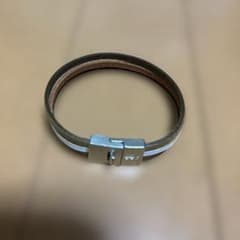 tk. TAKEO KIKUCHI レザーブレスレットのサムネイル