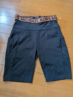 MICHAEL KORS ショートパンツ ブラック Sサイズのサムネイル