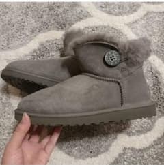 Ugg ブーツ サイズ7のサムネイル
