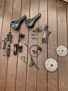 パーツ色々マウンテンバイク　ロードバイクのサムネイル