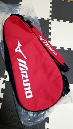 ★テニスバッグ ★赤★Mizuno★2.3本入ります★のサムネイル
