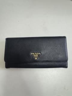 PRADA サフィアーノレザー 長財布 黒のサムネイル