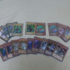 遊戯王 魔法使い族 ブラックマジシャン パラディン サクリファイスのサムネイル