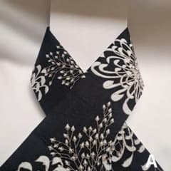 大菊 黒 和柄 半襟 半衿 ハンドメイド 生地 仕付けしやすい芯付き