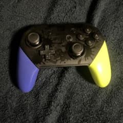 Nintendo Switch Proコントローラー スプラトゥーン3エディシ…のサムネイル
