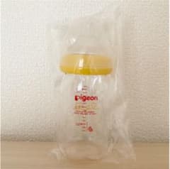 ピジョン 哺乳瓶　160mlのサムネイル