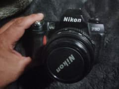 Nikon F80 フィルム一眼レフカメラ 35 70 AFレンズ付　動作確認済 Nikon F80 フィルム一眼レフカメラ 35 70 AFレンズ付 動作確認済