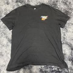 Nike Tシャツ ブラック パグ グラフィックのサムネイル