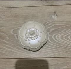 アナスイパウダーファンデーションのサムネイル