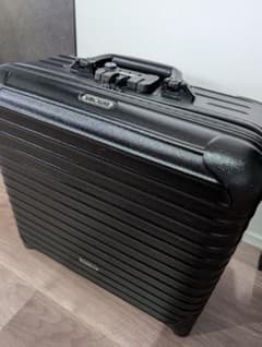 RIMOWA SALSA　ビジネストローリーのサムネイル