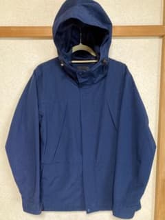 【ユニクロ】マウンテンパーカー ネイビー L【美品】のサムネイル