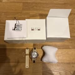 GUCCI SYNC ホワイト シリコン 時計のサムネイル