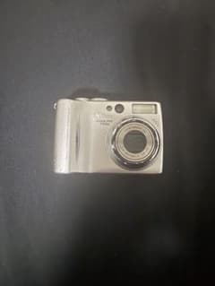 Nikon COOLPIX 7900 (Old Compact Digital Camera)