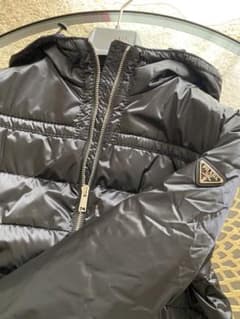 新品！PRADAダウンジャケットのサムネイル