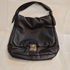 MARC BY MARC JACOBS レザー ショルダーバッグ大容量のサムネイル