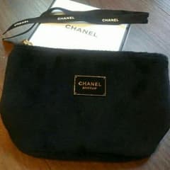 CHANEL　シャネル　ポーチのサムネイル