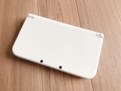 ニンテンドー3DS LL ホワイト　本体のみのサムネイル