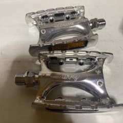 リ*メ様 フラットペダル シルバーのサムネイル