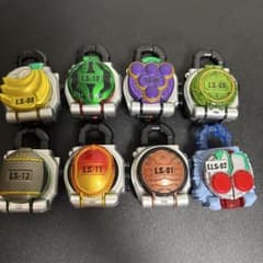仮面ライダー鎧武 ロックシード 8種セットのサムネイル