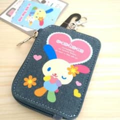 Usahana❤しまむら リール付　マルチケース　キーリング　小銭入れ　定期入れのサムネイル