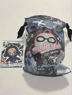 POP MART SKULLPANDA Off Mode ぬいぐるみキーホルダーのサムネイル