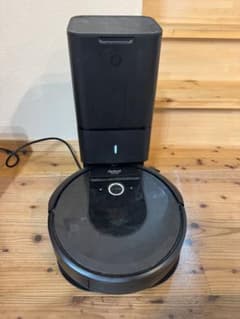 iRobot Roomba i7 ロボット掃除機 本体 自動ゴミ収集機付 - メルカリ