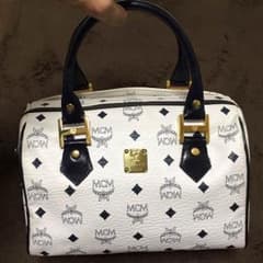 値引 エムシーエム ＭＣＭ ボストンバッグ ショルダーストラップ付きのサムネイル