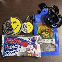 WANIMA グッズセットのサムネイル
