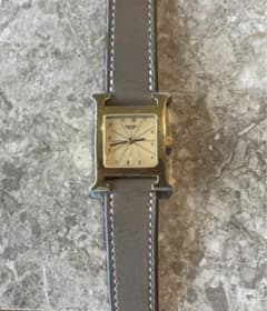 エルメス　Hウォッチ　正規品　ゴールド✖️エトープ　電池交換点検済のサムネイル