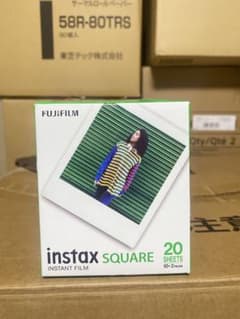 FUJIFILM instax SQUARE インスタントフィルム 20枚のサムネイル