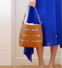 アルアバイル　イタリア製　本革　キャメル　バッグ　ショルダー　美品のサムネイル