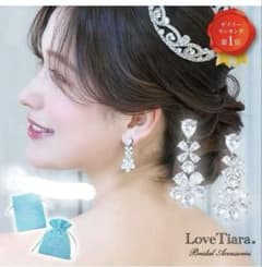 LoveTiara フラワーモチーフ イヤリングのサムネイル
