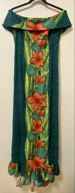 Mamo Howellドレス　深緑色 ハイビスカス✖️ラウハラ柄　サイズ6 Mamo Howellドレス 深緑色 ハイビスカス✖️ラウハラ柄 サイズ6 - メルカリ