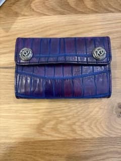 美品　FUNNY クロコダイル 三つ折り 財布 ビクターコンチョ ワニ 美品 FUNNY クロコダイル 三つ折り 財布 ビクターコンチョ ワニ - メルカリ