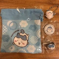 くら寿司 ちいかわ ハチワレ 巾着 フィギュア 缶バッジ セット - メルカリ