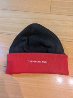 TOMORROWLAND ニット帽 ブラック レッド