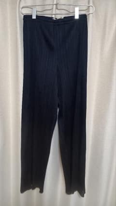 PLEATS PLEASE イッセイミヤケ パンツ ブラック