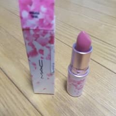MAC 桜デザイン 口紅 ピンクのサムネイル