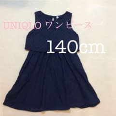 UNIQLO ワンピース 140cmのサムネイル