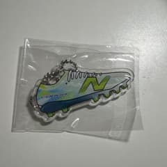 New Balance FURON アクリルキーホルダー非売品のサムネイル