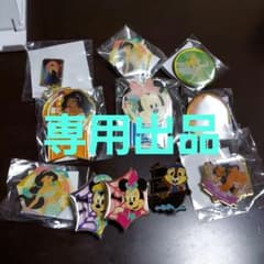 Disney on CLASSIC ピンバッジ キーホルダー 大量セット - メルカリ