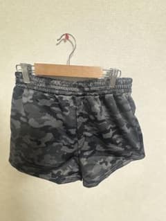 SHEIN 迷彩 短パン 美品 sサイズのサムネイル