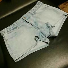 ショートパンツのサムネイル