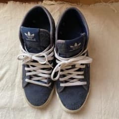 adidas アディダス スニーカー　23.5センチのサムネイル