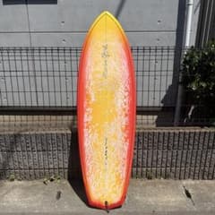 サーフボード　5’8ft 人気のボンザー　良好　テイクオフ激早　5FINシステム サーフボード 5'8ft 人気のボンザー 良好 テイクオフ激早 5FINシステム
