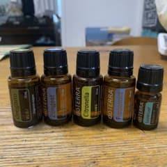 doTERRA ドテラアロマオイル　3本セットのサムネイル